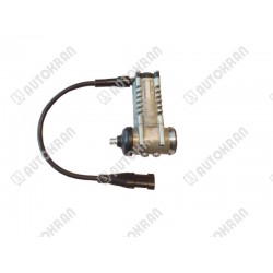 Mechanizm załączający przystawkę PZB ( włącznik przystawki ) 194KES5E212