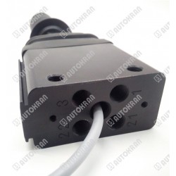 Sterowanie wywrotki / wywrotu, sterownik, joystick pneumatyczny / elektryczny, pneumatyczno-elektryczny NU.